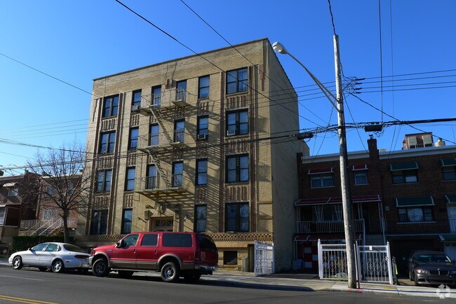 Front of Building - 910 E 222nd St