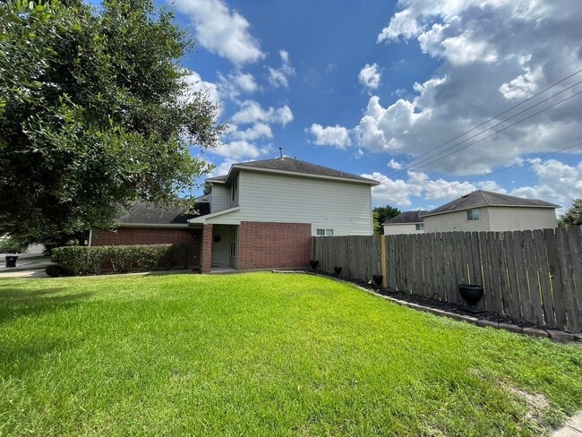 Building Photo - 12702 Claradeen Ct