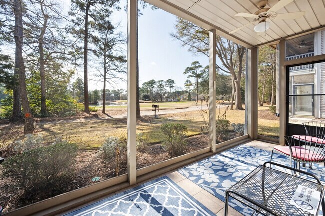 Building Photo - 270 Pinehurst Ln