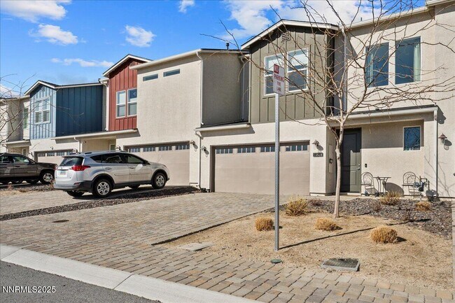 Building Photo - 1048 Big Rock Loop