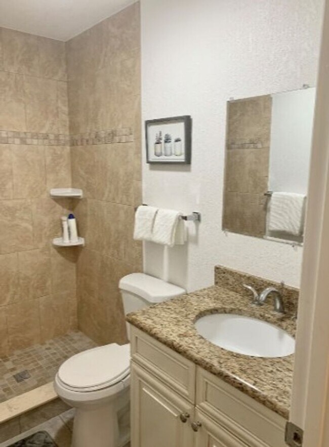 Building Photo - 2874 38th Ave N