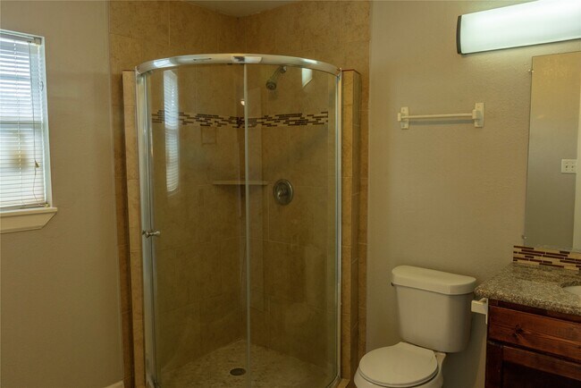 Building Photo - 537 Cottontail Dr