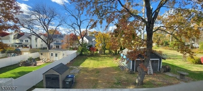 Primary Photo - 31 Stewart Pl