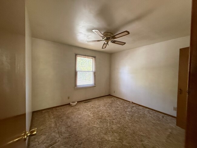 Building Photo - 70 Bonnie Ct
