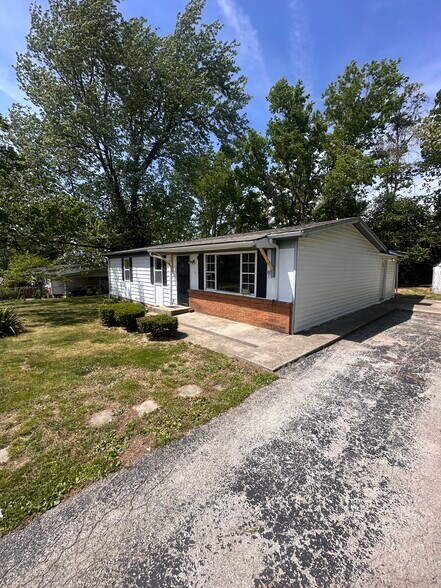 Building Photo - 116 Anita Ln