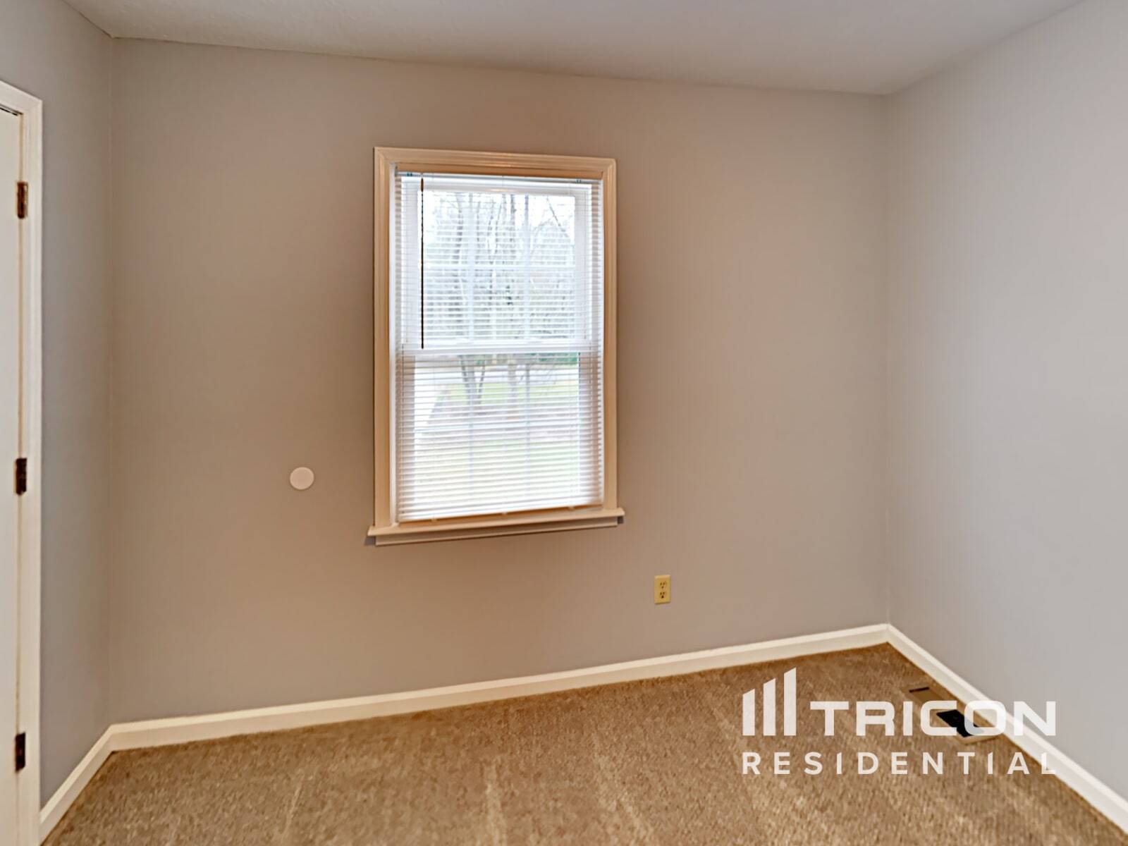 Building Photo - 175 Freestone Dr