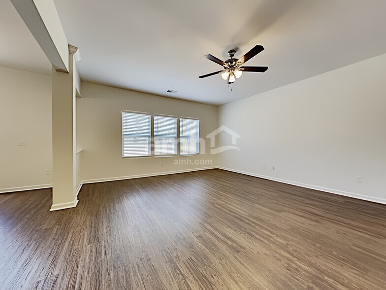 Building Photo - 355 Dunlin Dr