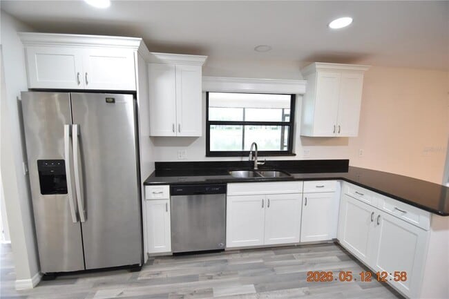Building Photo - 9107 Cypresswood Cir