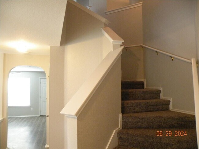 Building Photo - 3308 Etheredge Dr