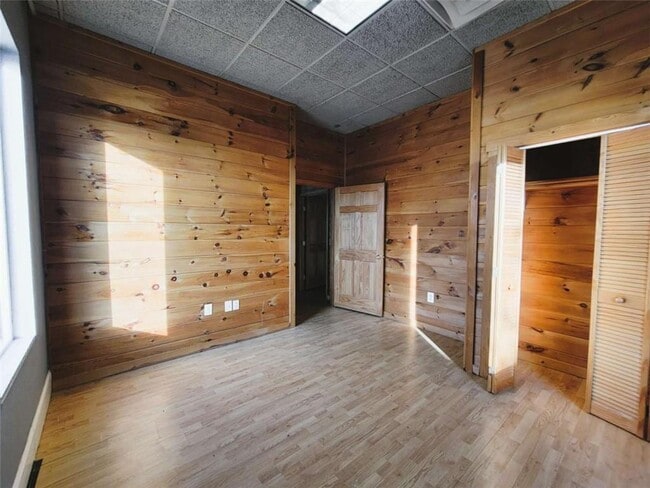 Building Photo - 167 Hefner St