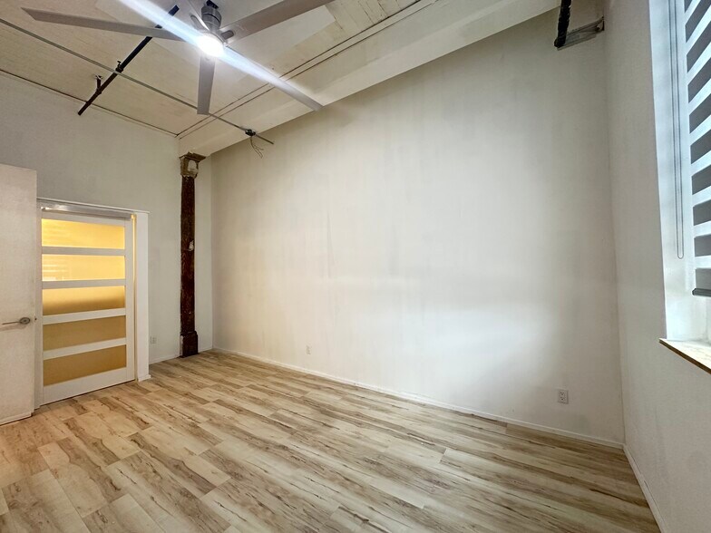 Building Photo - 109 Summer St