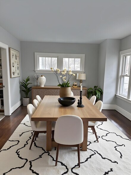 Building Photo - 819 W 18th St