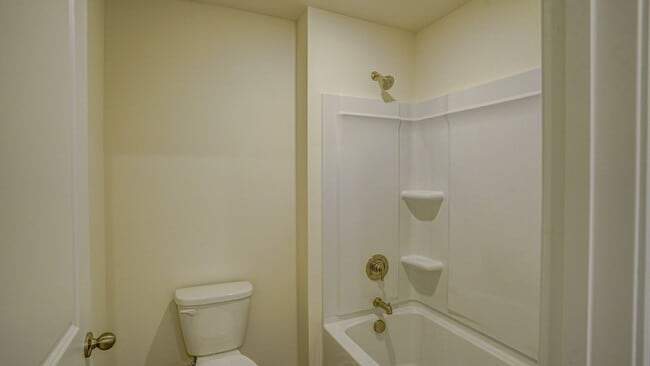 Building Photo - NEW NEW CONSTRUCTION - 5 BDRMS, 3 BTHS, NO...