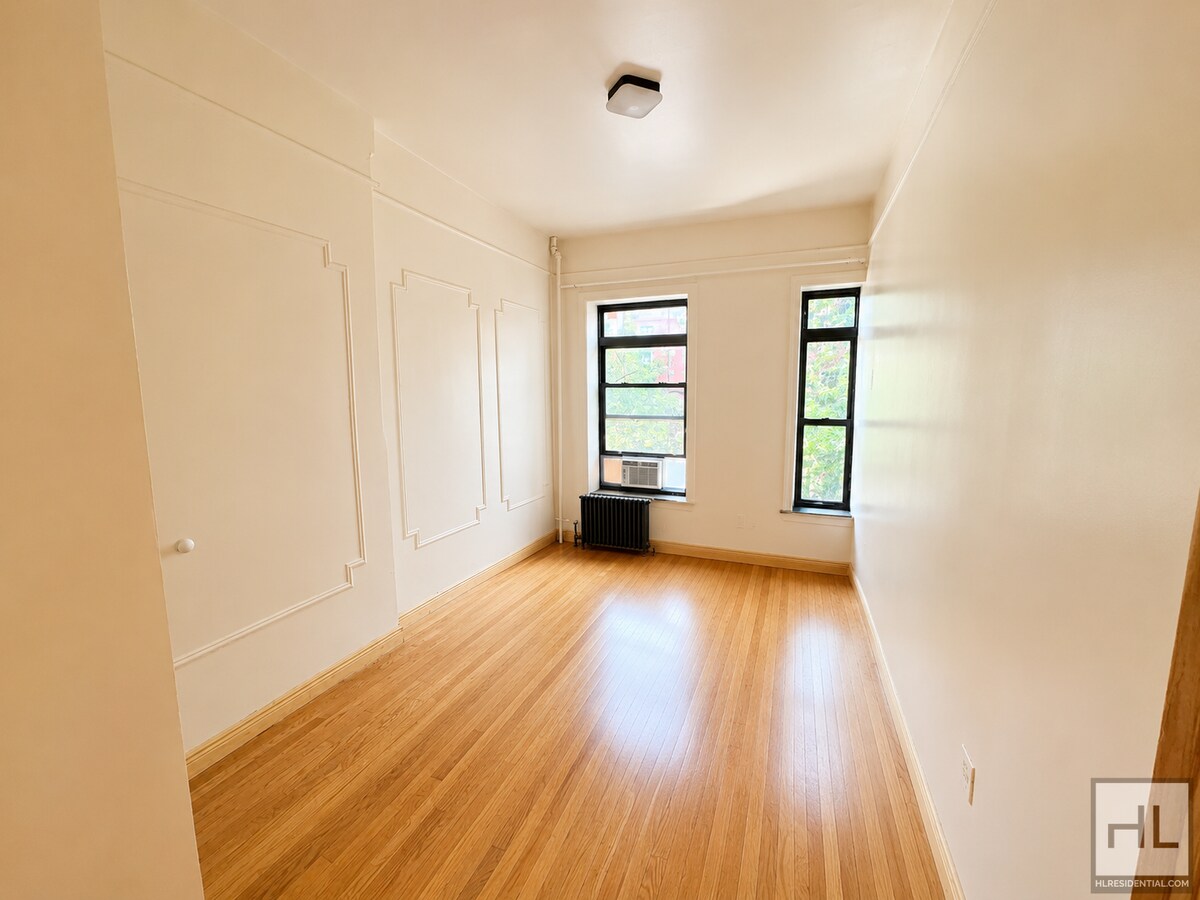 Building Photo - BREVOORT PLACE