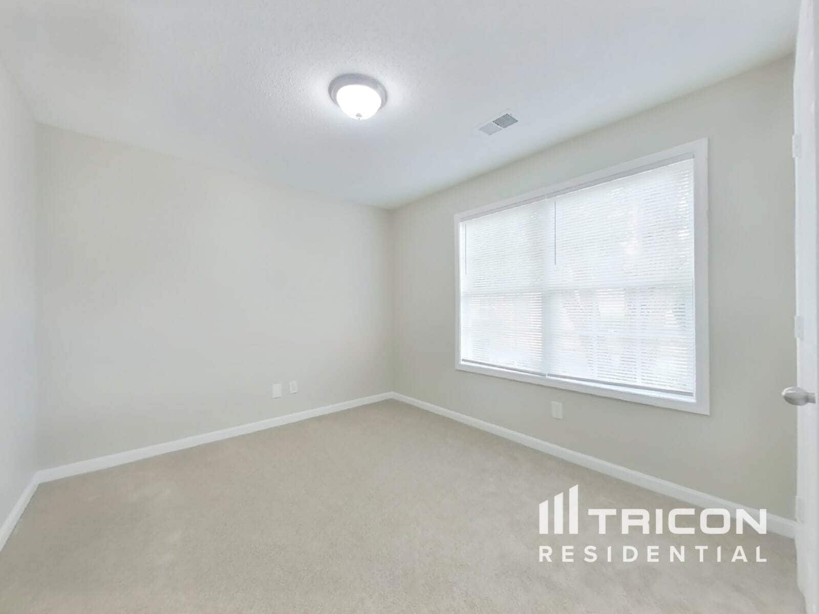 Building Photo - 172 Greystone Cir