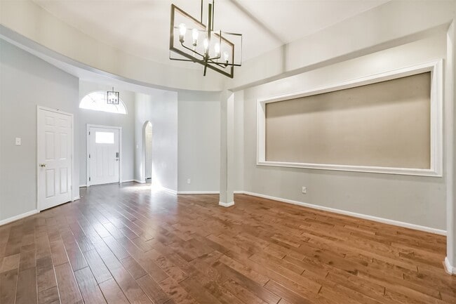 Building Photo - 13203 Yaupon Holly Ln