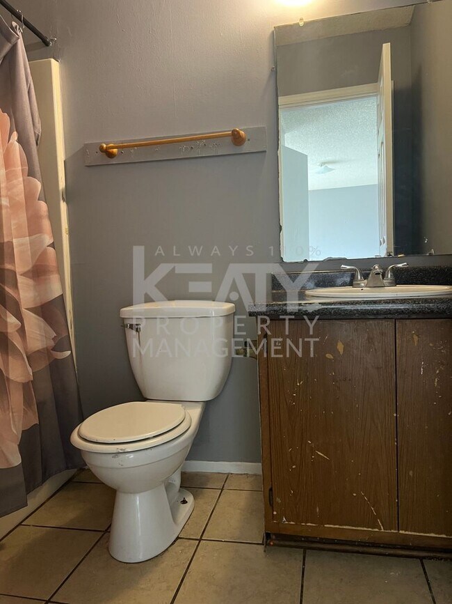 Building Photo - 109 Meudon St