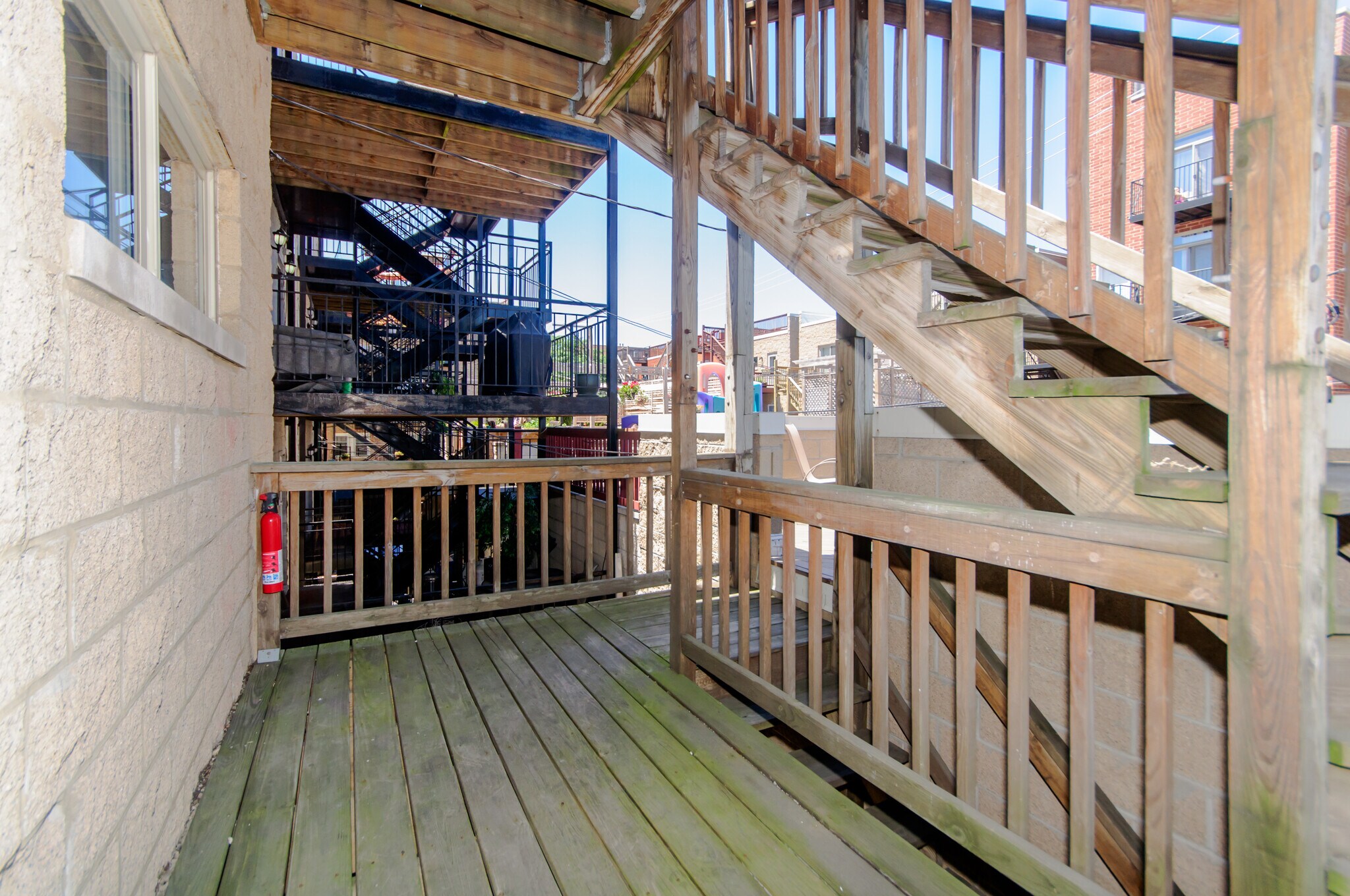 Building Photo - 1344 W Grenshaw St