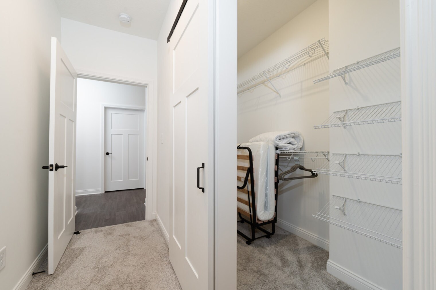 Building Photo - 5861 Royal Ln