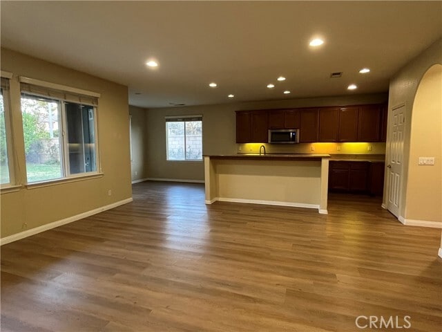 Building Photo - 7792 Shadyside Way