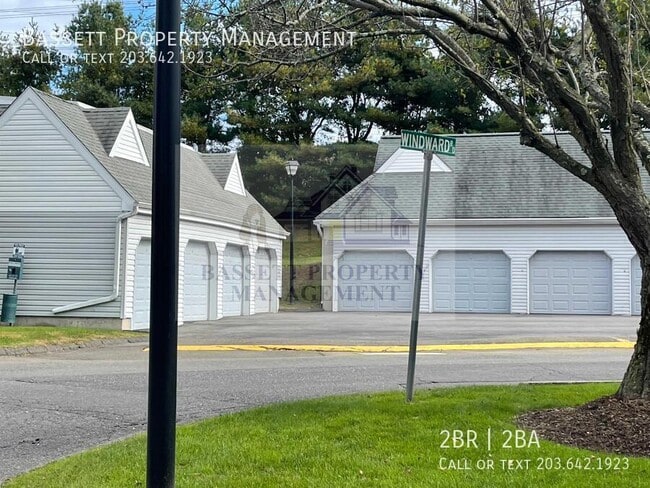 Building Photo - 1115 Windward Rd