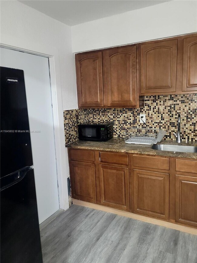 Building Photo - 2126 NW 47th Terrace