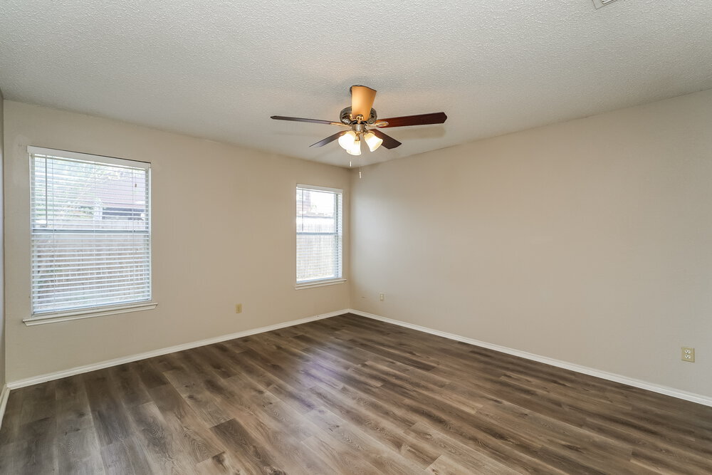 Building Photo - 7900 Flowertree Ct