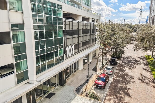 Building Photo - 101 S Eola Dr