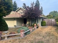 Building Photo - 4303 Horseman Ln