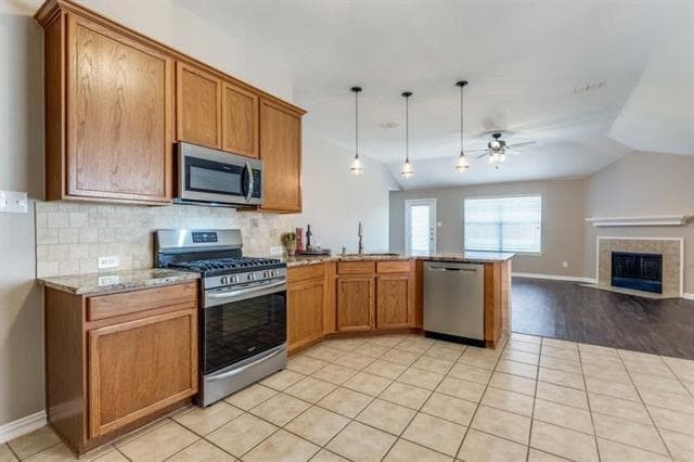 Building Photo - 2333 Aurora Dr