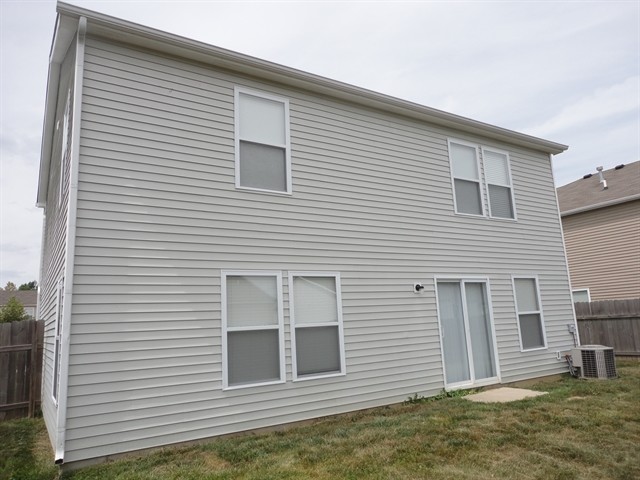 Building Photo - 515 Bridgewater Dr