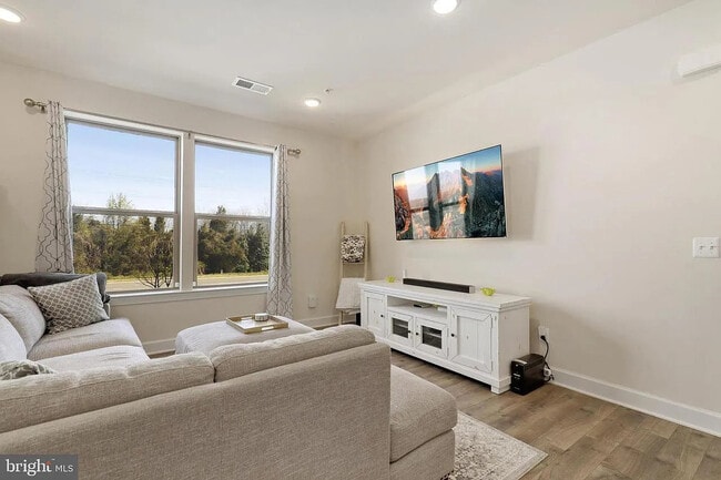 Building Photo - 10342 Ratcliffe Trl