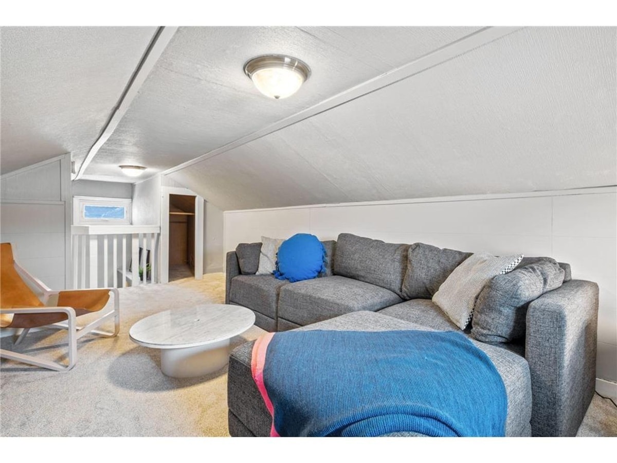 Building Photo - 972 Watson Ave