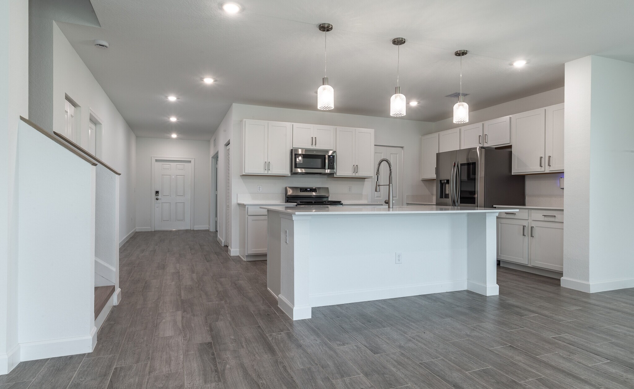 Building Photo - 6378 NW Windwood Way