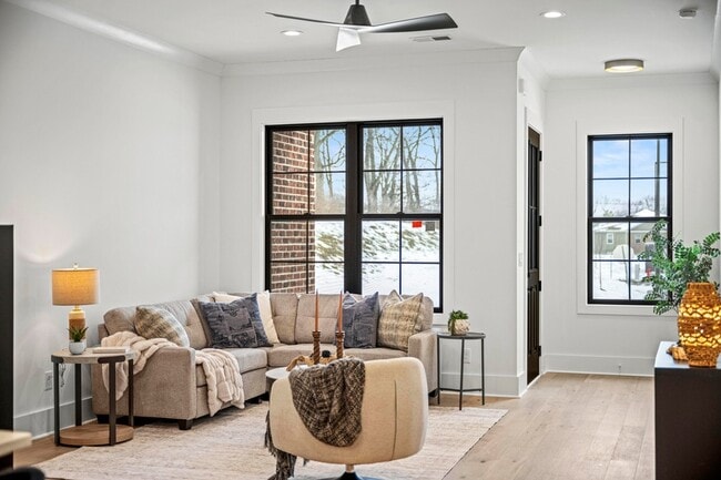 Building Photo - 4161 Cocos Wy