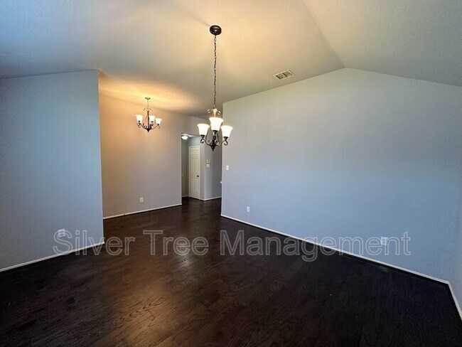 Building Photo - 10316 Lake Terrace