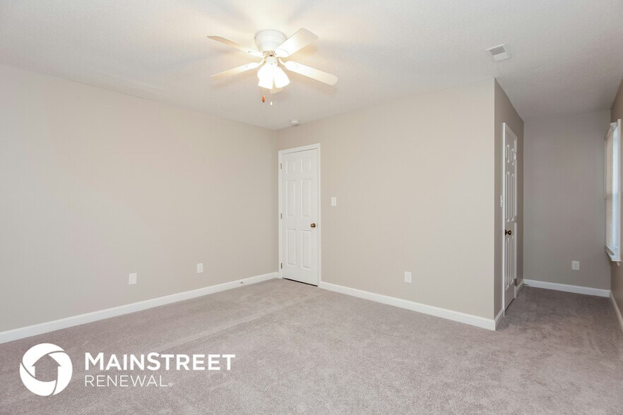 Building Photo - 19600 Whilehaven Ct