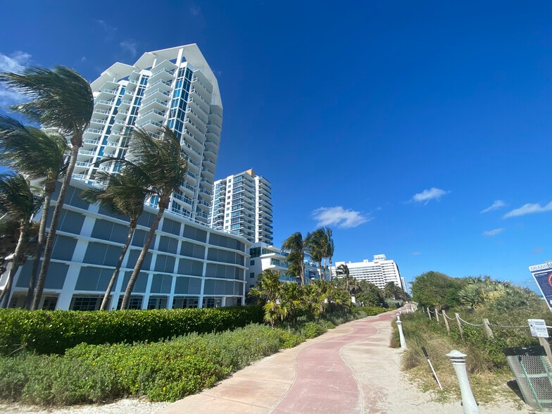 Beach Promenade - 6515 Collins Ave