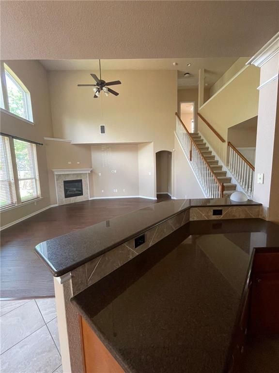Building Photo - 704 S Frontier Ln