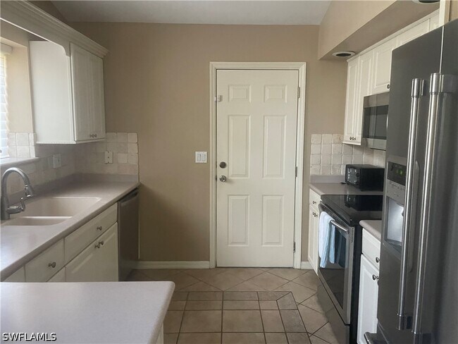 Building Photo - 12622 Hunters Ridge Dr