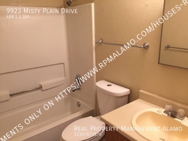 Building Photo - 9923 Misty Plain Dr