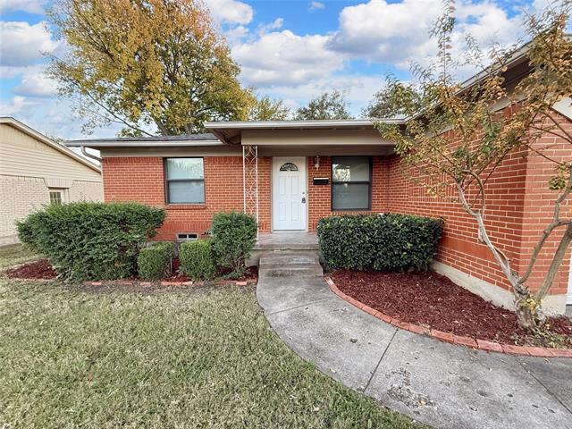 Building Photo - 822 Bandera Ln