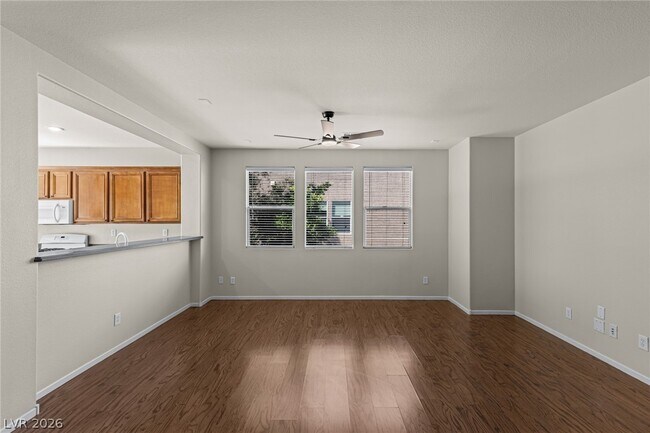 Building Photo - 719 Quayside Ct