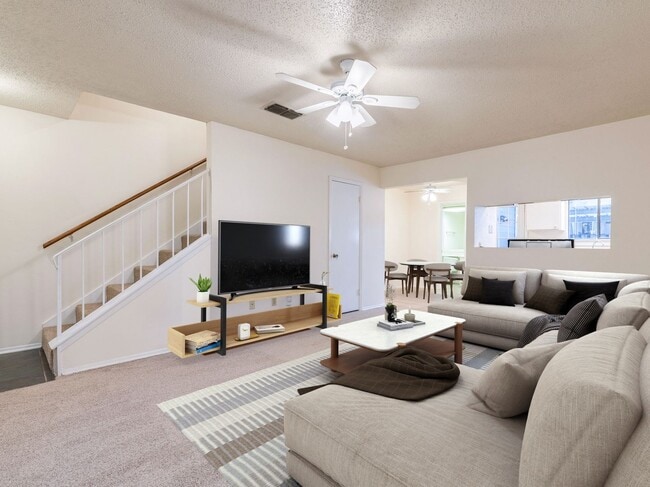 Building Photo - Charming & Modern 2/BR and 2/BA Home Near ...