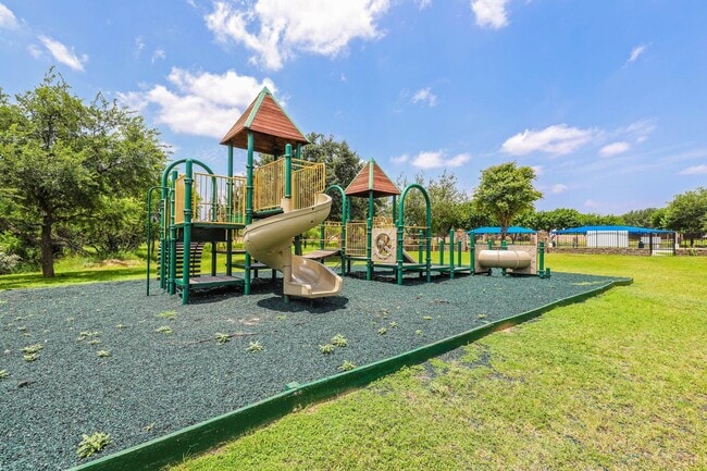 Building Photo - 306 Cinnamon Teal Loop