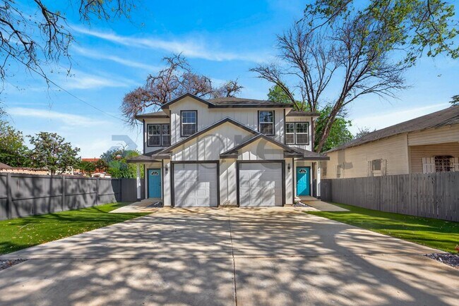 Building Photo - 113 Anderson Ave