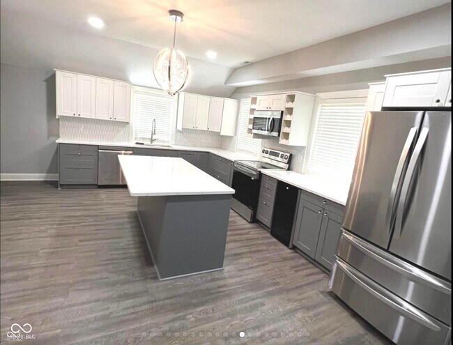 Building Photo - 958 Woodruff Place Middle Dr