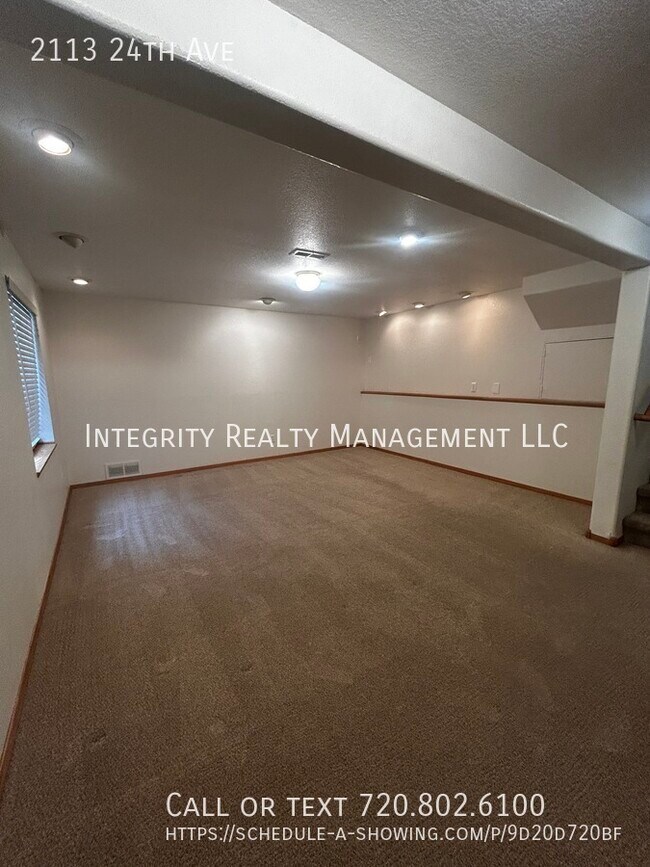 Building Photo - 2113 24th Ave