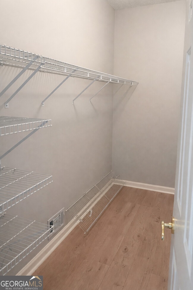 Building Photo - 120 Old Conyers Dr