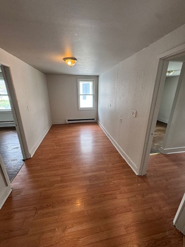 Building Photo - 1516 Bayer Ave